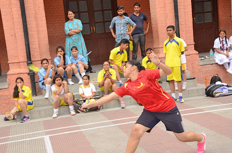 SPORTS - BADMINTON 11