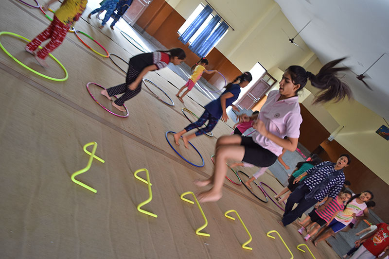 SPORTS - GYMNASTICS 1