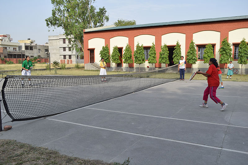 SPORTS - LAWN-TENNIS 4