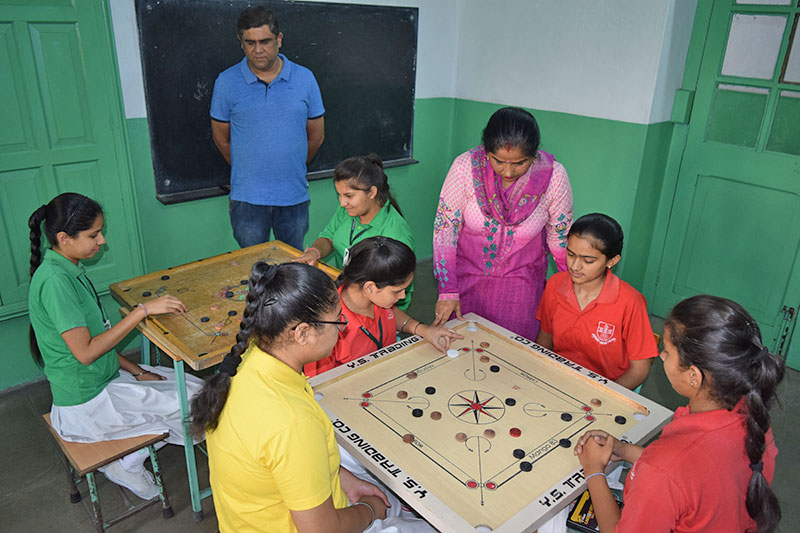 Carrom Competition